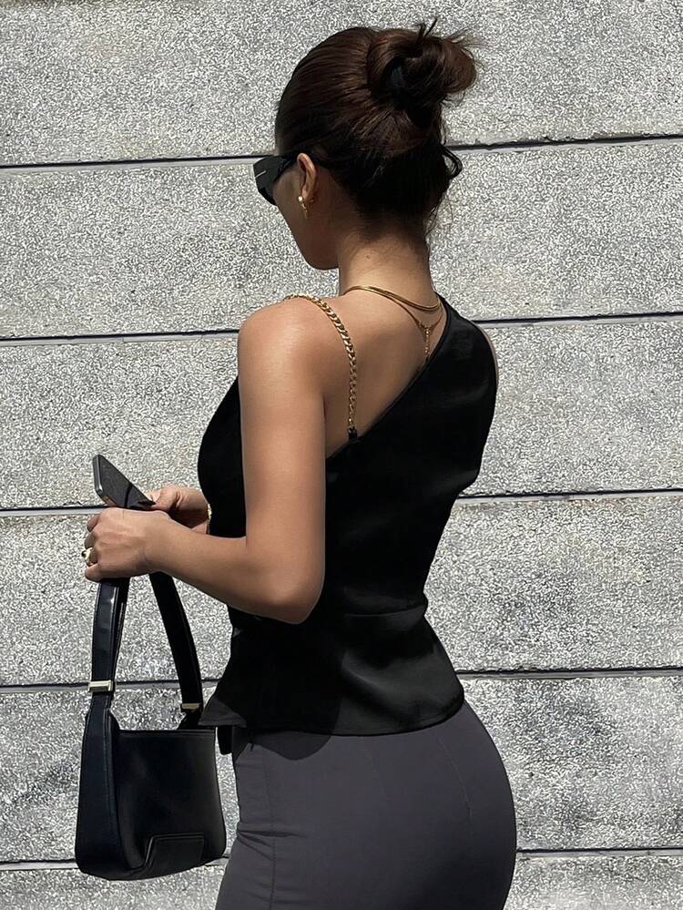 Sleeveless Fitted Metal Strap Tank Top For Women Summer