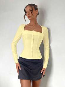 Leighera Áo sơ mi dài tay cổ vuông ôm dáng hiệu Niche Design - Màu vàng - Xem 4