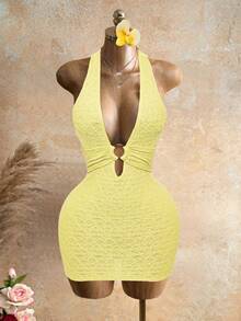 Mistrie Vestido curto feminino sexy de férias, cor sólida, decote em V profundo, costas nuas e alças no pescoço. - Luz amarela - Ver 1