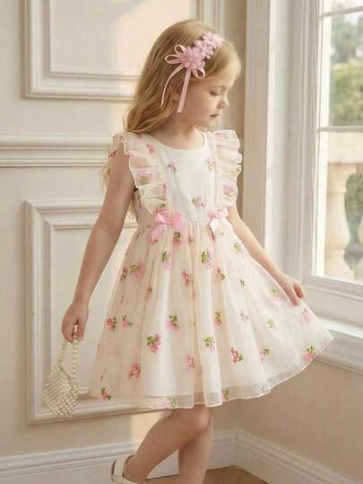 SHEIN 1件女童圆领泡泡袖荷叶边腰部刺绣花朵连衣裙，蝴蝶结装饰，甜美优雅，休闲网纱连衣裙带衬里，适合夏季日常外出、旅行、度假、摄影、派对、生日等场合。