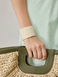 MOTF PREMIUM 预制皮革纹理个性化手链 - 米色 - 查看 3