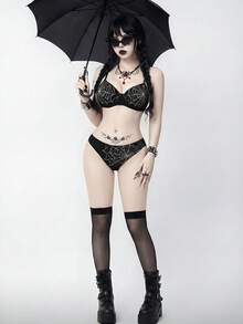 ROMWE Goth 女士浪漫神秘又略带惊悚的蜘蛛网印花比基尼套装，蝙蝠翼形罩杯，可调节宽肩带，树脂后扣，带钢圈的聚拢比基尼，适合新年、情人节、返校季、旅行季、户外活动、海滩、下午茶、派对、日常穿着、休闲、户外运动等场合。 - 黑與白 - 查看 5