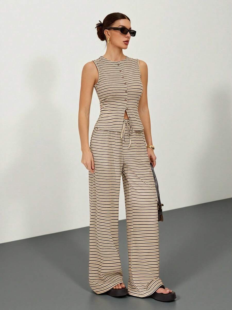 SHEIN Tall Bộ 2 món nữ kiểu dáng thường ngày, áo tay dài cài cúc phía trước và quần ống rộng, thích hợp cho mùa thu.