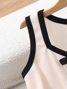 SHEIN Tween Girl 2pcs/Set Summer /Set Girls Casual Apricot & Black Button & Bow Decor Sleeveless Top + Pants Set - Apricot - View 6