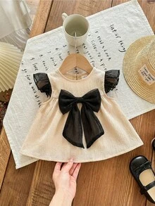 SHEIN Top décontracté pour bébé fille avec col rond, nœud 3D et volants contrastés - Multicolore - Voir 5
