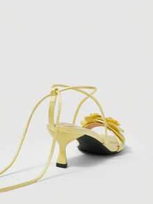 SheIn MOD Summer Yellow Sardine Flower Square Toe Thin Heel Elegant Fairy Style Roman Ladies High Heel Sandals - Light yellow - View 4