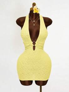 Mistrie Vestido curto feminino sexy de férias, cor sólida, decote em V profundo, costas nuas e alças no pescoço. - Luz amarela - Ver 3