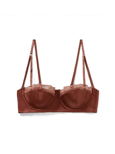 超薄女士内衣套装专为大胸围设计，配有钢圈、聚拢和法式半罩杯文胸，非常适合夏季内衣