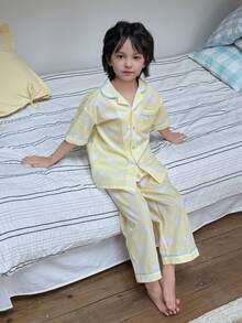 DAZY 男童鸽子印花短袖纽扣上衣和裤子睡衣套装 - 黃色 - 查看 3