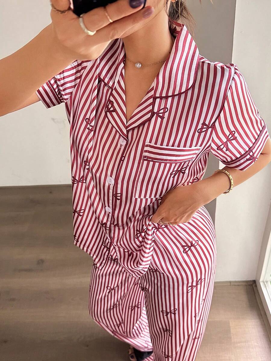 Dream Adore Bộ đồ ngủ ngắn tay cổ nơ kẻ sọc bằng lụa giả dành cho nữ - Màu Đỏ Sâu - Xem 1