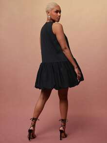 Vixey Đầm ngắn không tay dệt trơn, viền xếp ly phồng - màu đen - Xem 5