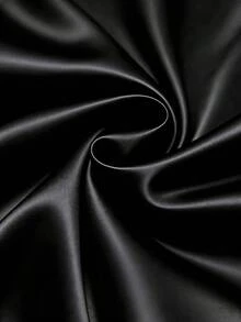 GlowEve CURVE 大码亮面衬衫，蕾丝领口和袖口，优雅大方，适合外出、约会、聚会、通勤、下午茶等场合。 - 黑色 - 查看 7