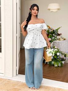 FleurLily Blus Ukuran Besar Motif Ceri Lengan Pendek dengan Pinggang Berkerut - Putih - View 6