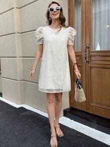 SHEIN Clasi 女士优雅刺绣羊腿袖短连衣裙，适合派对、度假、婚礼、春夏穿着 - 米色 - 查看 6