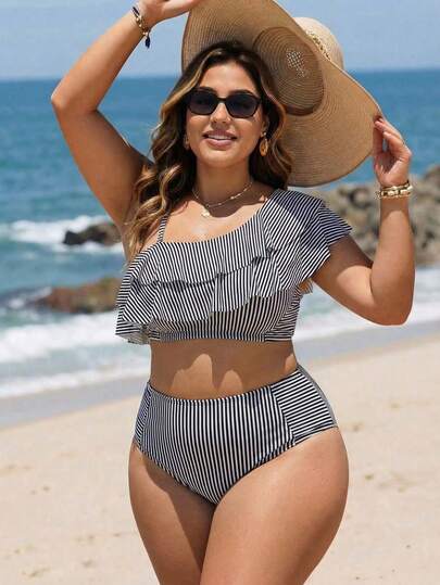 Swim Vcay مجموعة بحر للمرأة ذات الحجم الكبير، ملابس علوية تانكيني بكشكشة على الكتف الواحد مخططة بالأسود والأبيض وشورت، ملابس سباحة رومانسية وجذابة للعطلات الشاطئية
