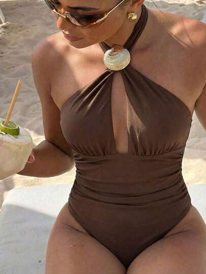 Swim Vcay 2026 New Women's Summer Beach Vacation Solid Dark Brown Criss-Cross Halter Tie Metal Shell Decor Ruched High Cut Backless Sexy One-Piece Swimsuit