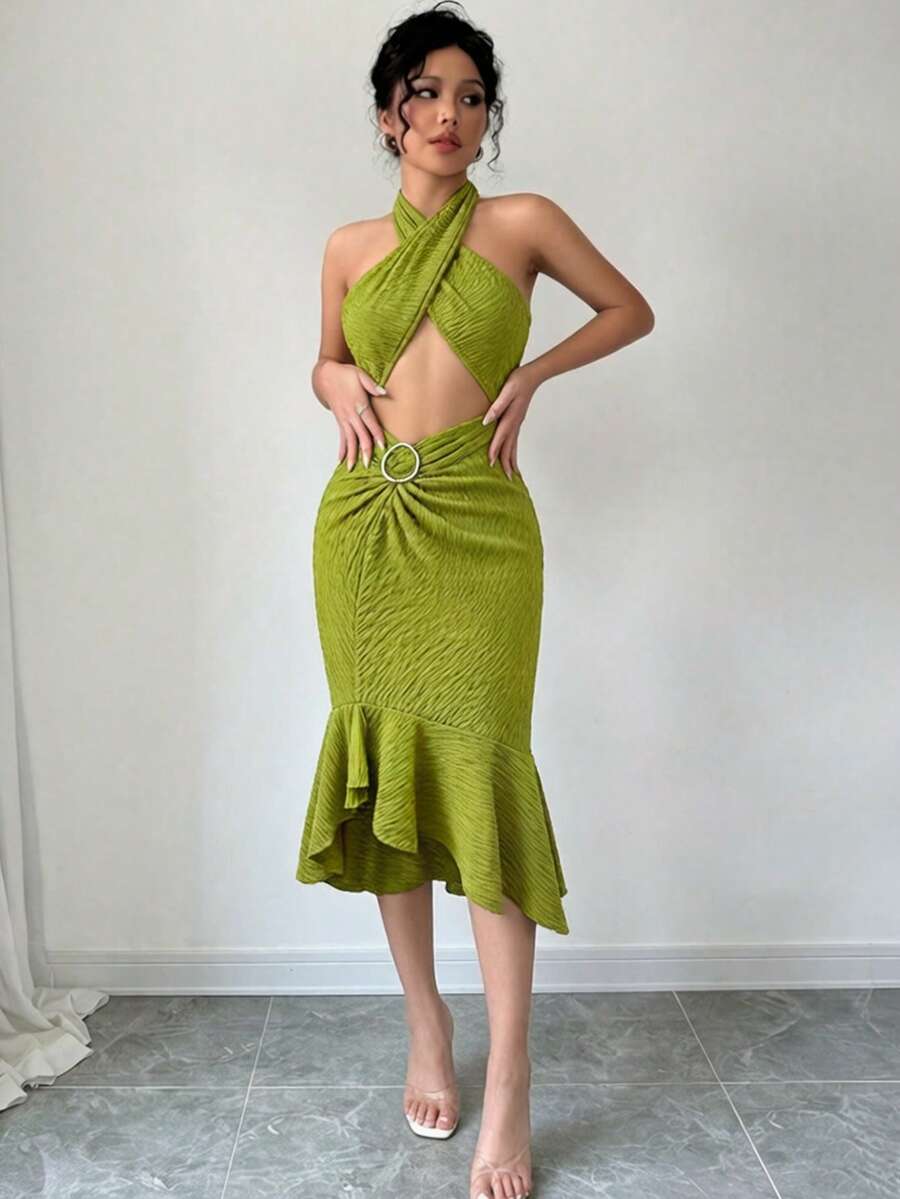 Franclia Bohemian Style Women's Fashion Halter Neck Cold-Shoulder Ruffle Hem Dress, Suitable For Dates And Vacations Green Summer Dress Green Vacation Dress Green Party Dress Green Cocktail Dress Green Dress Women Green Midi Dress Lime Green Dress Women Green Sexy Dress Olive Dress Unique Dress Green Spring Dress - Green - View 1