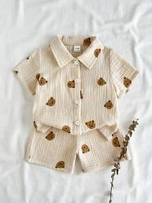 SHEIN Vintaside Kids 男婴夏季休闲纹理小熊印花短袖上衣和短裤套装 - 卡其色 - 查看 3