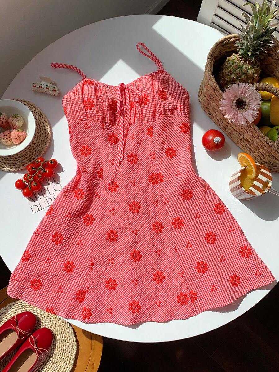 SHEIN EZwear 大码女式夏季海滩度假风印花刺绣吊带裙 - 紅色 - 查看 1
