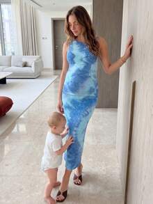 SHEIN Vestido largo sin mangas de embarazo con estampado de teñido anudado aleatorio, ropa de estar en casa elegante y casual - Azul - Ver 4