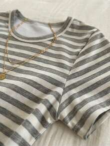 Glimmora 女士束腰条纹T恤，休闲条纹，百搭夏季时尚 - 彩色 - 查看 3