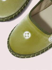 CUCCOO DOLLMOD Women's Shoes Classic Black Flower Embroidery Velvet Bow Flats Mary Jane - Green - View 5