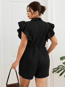 Lounesse Mono corto negro con cuello en V, mangas con volantes y cintura ceñida para mujer de talla grande, mono informal de talla grande para salidas, citas, verano, primavera/verano, vacaciones, bodas, graduación y festivales para mujeres de talla curvy - Negro - Ver 2