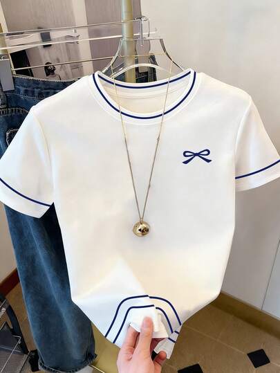 Resyla Women's Regular Fit T-Shirt, Minimalist Bow Print Design, Casual Versatile Summer Outdoor Top, Elegant Graphic, Suitable For Daily Wear, Outdoor, Shopping, Travel