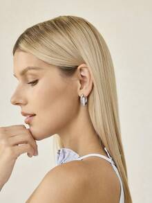 MOTF PREMIUM SILVER ZIRCONIUM U TEMPERAMENT EARRINGS - Silver - View 9
