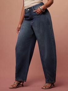 Vixey Quần jeans ống loe cạp cao với chi tiết đường may bất đối xứng - Rửa tối - Xem 5