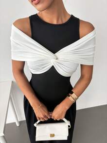 Siren Gaze 女士黑白撞色A字连衣裙 - 黑與白 - 查看 6