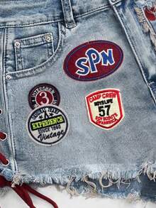 ROMWE Avant 大码女式 Y2K 复古针织运动芭蕾风格图案刺绣抽绳低腰性感迷你紧身牛仔短裤 - 淺藍色 - 查看 2