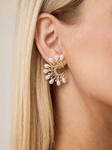 MOTF PREMIUM Pre-18k镀金C型宝石烟火珍珠气质耳环 - 金黃色 - 查看 5