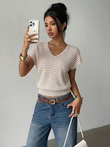 女士条纹极简V领短袖上衣，休闲日常穿着 - 杏色 - 查看 5