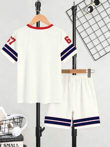 SHEIN Coolqubz 5件套 青少年男童休闲时尚创意个性化清新高端简约星星、数字67、条纹、标语印花短袖T恤和短裤套装，舒适日常穿着，温暖夏日风格，适合春夏穿着 - 彩色 - 查看 2