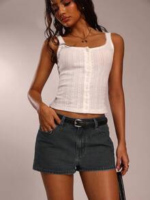 Avantive 女士夏季基础款深蓝色水洗牛仔短裤/装饰皮标/夏季牛仔短裤/可爱/外出/度假/办公穿着 - 灰色 - 查看 5