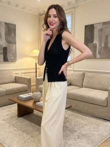 Chaleco Para Mujer, Chaleco Bordado de punto para mujer, diseño sin mangas, escote en V, cierre con botones frontales, tejido suave y ligero, prenda versátil para looks casuales y formales - Negro - Ver 8