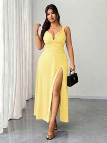 SHEIN Elenzya 2025 New Arrival Plus Size Women's Solid Color Twist V-Neck High Slit Stretchy Knit Party Dress, Versatile & Fashionable Design - Yellow - View 8