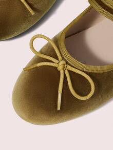 CUCCOO DOLLMOD Ladies Grass Green Round Toe Bow Decoration With Buckle Flat Sole Shoes Upper Velvet Material Suitable For Daily Commuting Birthday Parties - grass green - View 5