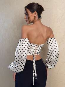 SHEIN Glamour 女士优雅露肩印花灯笼袖短款上衣，春夏女士衬衫，复古优雅女士上衣，波点印花露肩罩杯女士上衣 - 杏色 - 查看 2