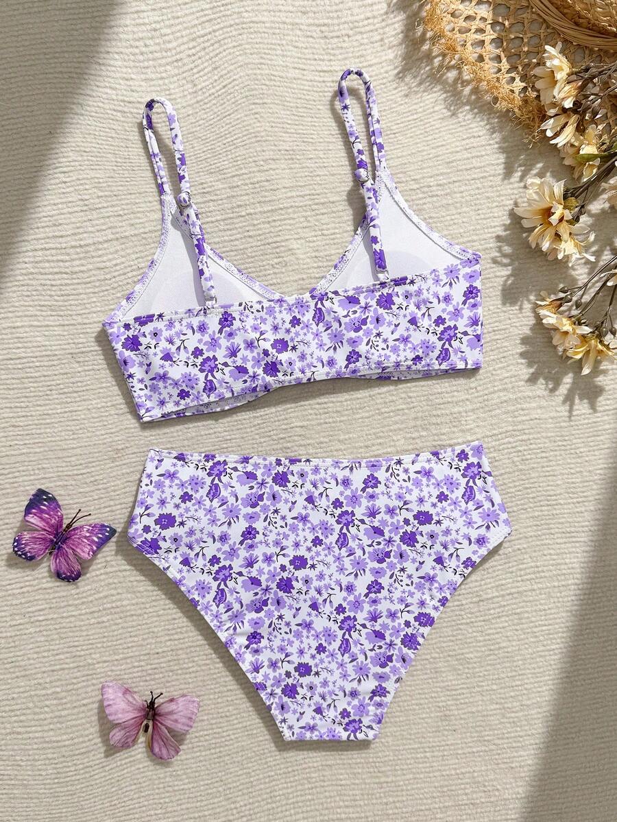 SHEIN 少女休闲海滩度假印花吊带比基尼上衣和三角泳裤泳衣套装 紫色碎花比基尼 薰衣草色碎花比基尼套装 女孩紫色比基尼 少女碎花泳衣 紫色碎花泳装 青少年泳衣 青少年两件式泳衣 女士两件式泳衣 女士夏季服装 女士夏季两件式套装 女士夏季服装 泳装 碎花比基尼 - 淡紫色 - 查看 1