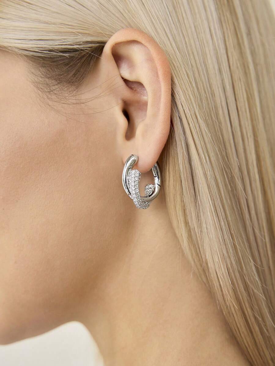 MOTF PREMIUM SILVER ZIRCONIUM U TEMPERAMENT EARRINGS - Silver - View 1