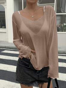 DAZY 女士宽松深V领长袖透视休闲上衣，都市街头风夏季T恤 - 卡其色 - 查看 2
