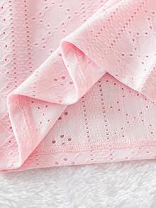 SHEIN Playful Pals 3件組女嬰可愛荷葉袖上衣 白色碎花夏季野餐鏤空提花面料 柔軟圓領休閒T恤 新款上市 - 彩色 - 查看 7
