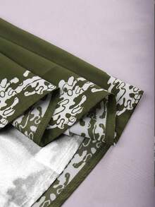 Sweetra 波西米亚风度假优雅低V领印花吊带裙 - 軍綠色 - 查看 4