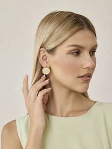 MOTF PREMIUM 欧美夸张冷风气质简约大方蛋白石耳环 女士高雅几何圆形百搭耳环 - 金色 - 查看 5