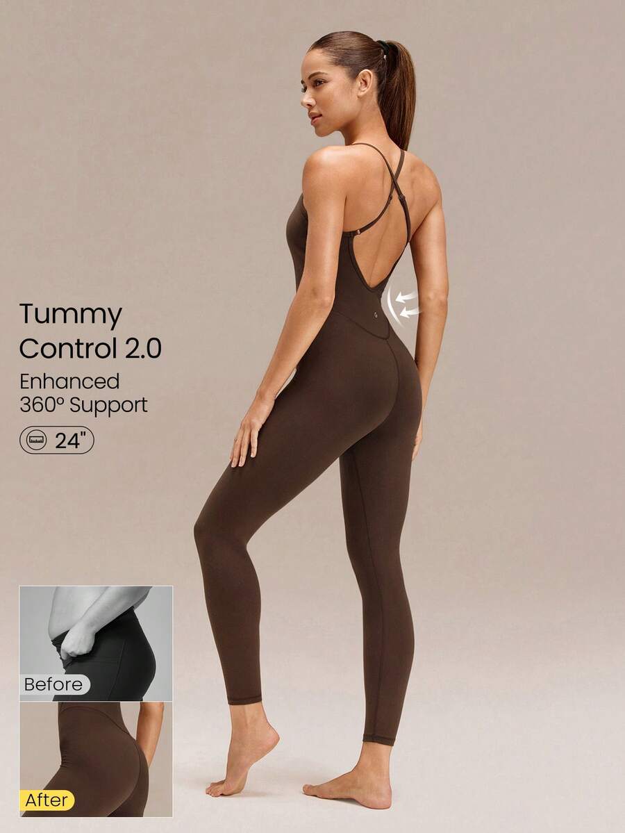 GLOWMODE 24英寸 FeatherFit™ 塑形收腹可调节交叉肩带 U 型后背连体衣，适合低强度瑜伽日常穿着，可拆卸胸垫 - 咖啡棕 - 查看 1