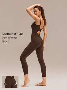GLOWMODE 24英寸 FeatherFit™-Air Make The Cut 打结后背提臀连体衣，适合低强度瑜伽日常穿着，可拆卸胸垫，春夏款 - 咖啡棕 - 查看 1