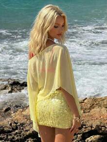 Aloruh 女士度假套装 - 不对称领口网纱露脐上衣和亮片迷你裙两件套 - 淡黃色 - 查看 2