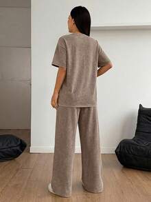 SHEIN PETITE 女士水洗棕色T恤和裤子两件套休闲套装 - 鏽棕色 - 查看 2